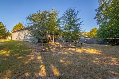 Exterior - 126 Madrid Dr, Benton, AR 72015 photo 9 of 13