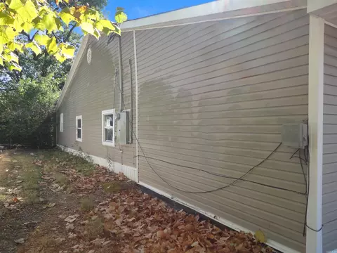 Exterior - 1007 S Holly St, Pine Bluff, AR 71603 photo 6 of 8