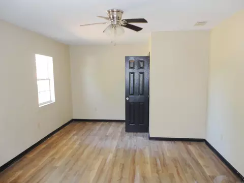 Bedroom - 1007 S Holly St, Pine Bluff, AR 71603 photo 1 of 2
