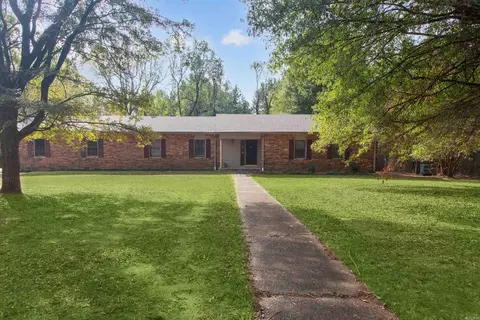 1505 Country Manor Ln, Jonesboro, AR 72404