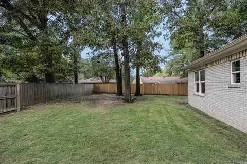 Exterior - 38 Chalet St, Cabot, AR 72023 photo 4 of 7