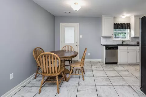 Dining - 38 Chalet St, Cabot, AR 72023 photo 1 of 2
