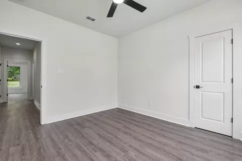 Bedroom - 3509 Hwy 229, Haskell, AR 72015 photo 6 of 11