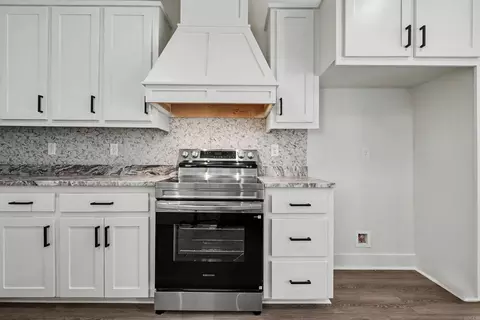 Kitchen - 3509 Hwy 229, Haskell, AR 72015 photo 1 of 1