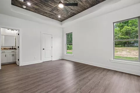 Bedroom - 3509 Hwy 229, Haskell, AR 72015 photo 3 of 11