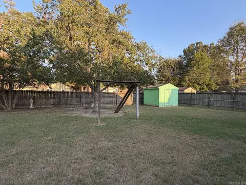 Exterior - 121 Cypress Dr, Trumann, AR 72472 photo 3 of 7