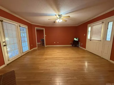 Living - 121 Cypress Dr, Trumann, AR 72472 photo 1 of 3