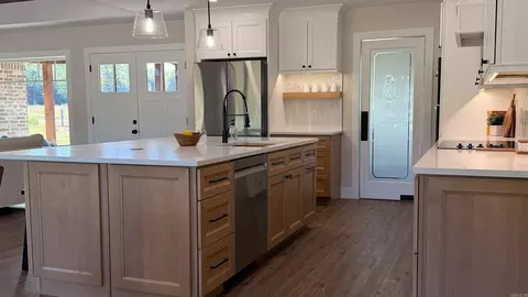 Kitchen - 174 Two Mile Ln, Mena, AR 71953 photo 4 of 7