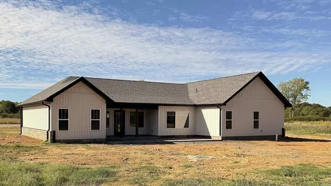 Exterior - 174 Two Mile Ln, Mena, AR 71953 photo 4 of 9