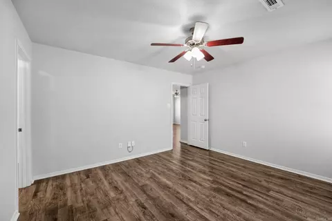 Bedroom - 6057 Orange Valley Cv, Alexander, AR 72002 photo 4 of 9