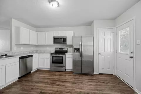 Kitchen - 6057 Orange Valley Cv, Alexander, AR 72002 photo 3 of 3