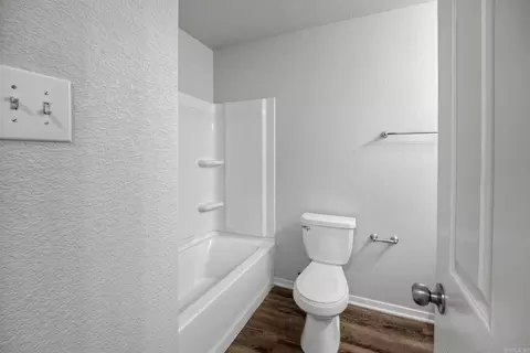 Bath - 6057 Orange Valley Cv, Alexander, AR 72002 photo 6 of 7