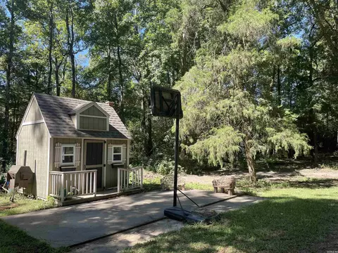 Exterior - 190 Peregrine, Pine Bluff, AR 71603 photo 8 of 9