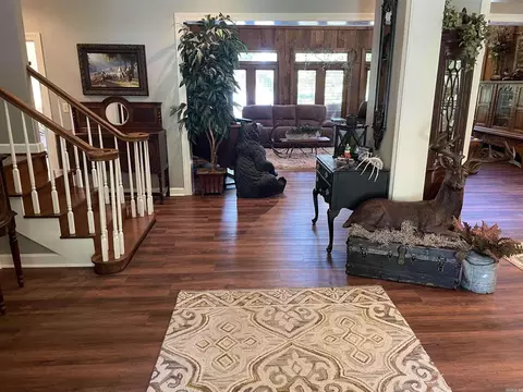 Entry Way - 190 Peregrine, Pine Bluff, AR 71603 photo 1 of 4