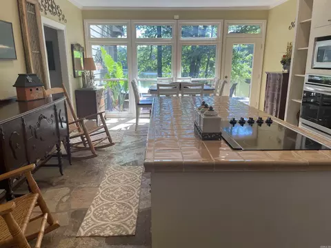 Kitchen - 190 Peregrine, Pine Bluff, AR 71603 photo 2 of 3