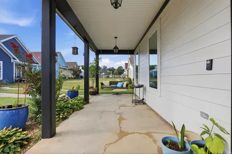 Exterior - 8 Regents Park, Bryant, AR 72022 photo 4 of 5