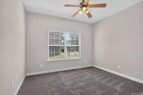 Bedroom - 3208 Drake Dr, Benton, AR 72019 photo 4 of 6