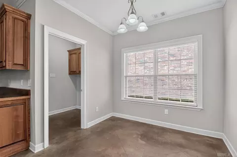 Entry Way - 3208 Drake Dr, Benton, AR 72019 photo 4 of 5