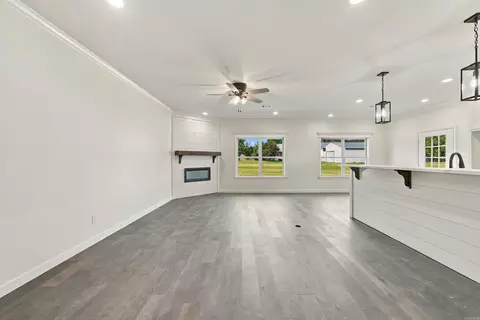 Living - 3326 Mount Tabor Rd, Cabot, AR 72023 photo 2 of 6