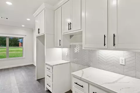 Kitchen - 3326 Mount Tabor Rd, Cabot, AR 72023 photo 6 of 6