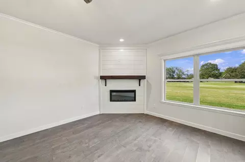 Living - 3326 Mount Tabor Rd, Cabot, AR 72023 photo 4 of 6