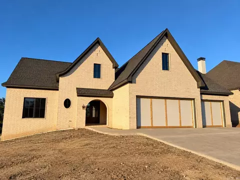 38 Daventry Dr, Little Rock, AR 72223
