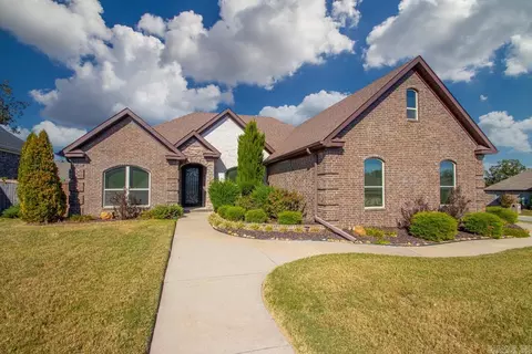 9100 Rapid Water Dr, Sherwood, AR 72120