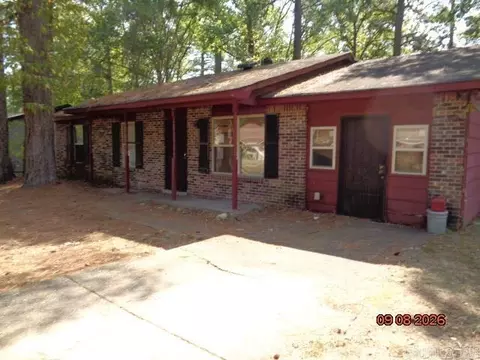4319 Pine Cone Dr, Little Rock, AR 72209