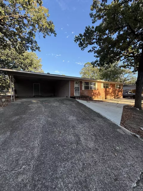 118 Michele St, Hot Springs, AR 71913