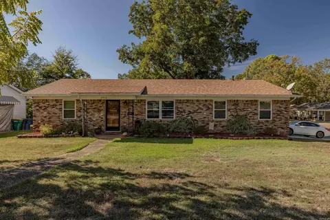 5913 La Mirado Dr, North Little Rock, AR 72118