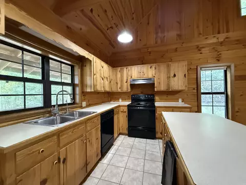 Kitchen - 1939 W 74 Hwy, Jasper, AR 72641 photo 1 of 3