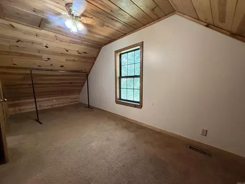 Bedroom - 1939 W 74 Hwy, Jasper, AR 72641 photo 2 of 6