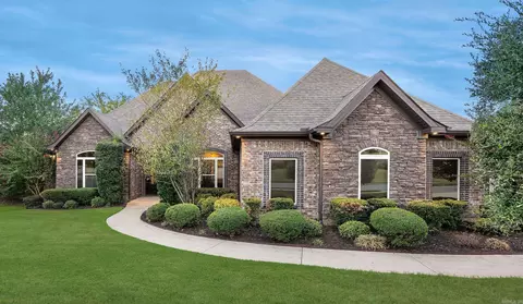 9011 Milan Ave, Benton, AR 72019