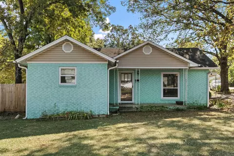 301 Country Club Rd, Sherwood, AR 72120