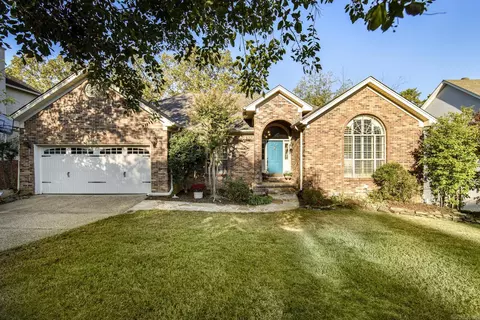 4514 Old Oak Dr, Little Rock, AR 72223