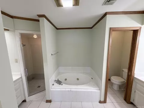 Bath - 2823 Riverside, Pine Bluff, AR 71602 photo 1 of 3