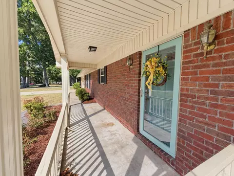 Exterior - 2823 Riverside, Pine Bluff, AR 71602 photo 3 of 4