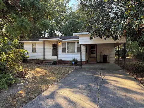 605 W 13th Ave, Crossett, AR 71635