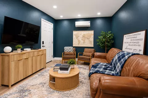 Living - 39 Arcadia Cir, Bryant, AR 72022 photo 5 of 5