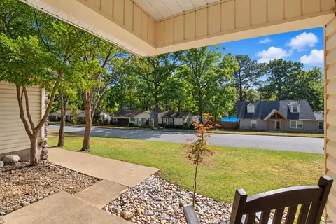 Exterior - 39 Arcadia Cir, Bryant, AR 72022 photo 9 of 10