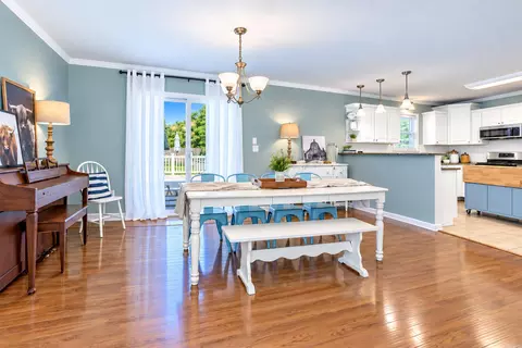 Dining - 39 Arcadia Cir, Bryant, AR 72022 photo 1 of 4