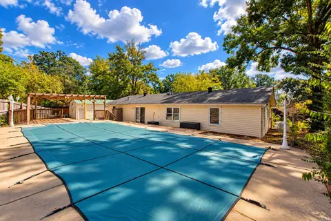 Exterior - 39 Arcadia Cir, Bryant, AR 72022 photo 7 of 10