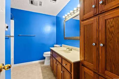 Bath - 2817 Bruce St, Conway, AR 72034 photo 1 of 3
