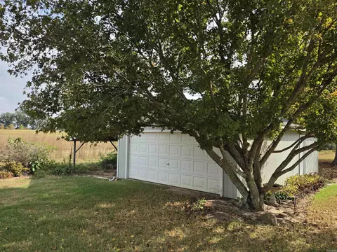 Exterior - 1708 N Highway 33, Augusta, AR 72006 photo 8 of 14