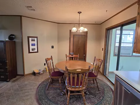 Dining - 1708 N Highway 33, Augusta, AR 72006 photo 1 of 1