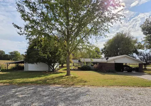 Exterior - 1708 N Highway 33, Augusta, AR 72006 photo 9 of 14