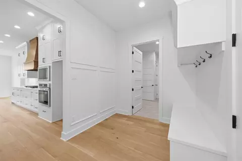 Entry Way - 7053 Star Dust Ln, Benton, AR 72019 photo 7 of 8