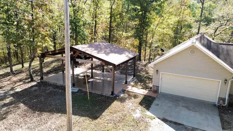 Exterior - 1708 Riverview Dr, Malvern, AR 72104 photo 7 of 15
