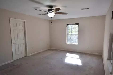 Bedroom - 1708 Riverview Dr, Malvern, AR 72104 photo 1 of 4