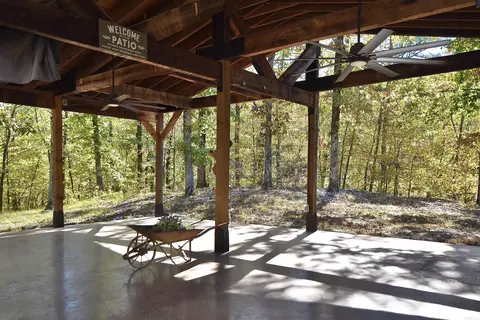 Exterior - 1708 Riverview Dr, Malvern, AR 72104 photo 6 of 15